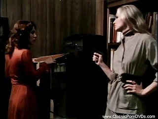 Vintage Lesbians Distance from 1973 Lick Pussy